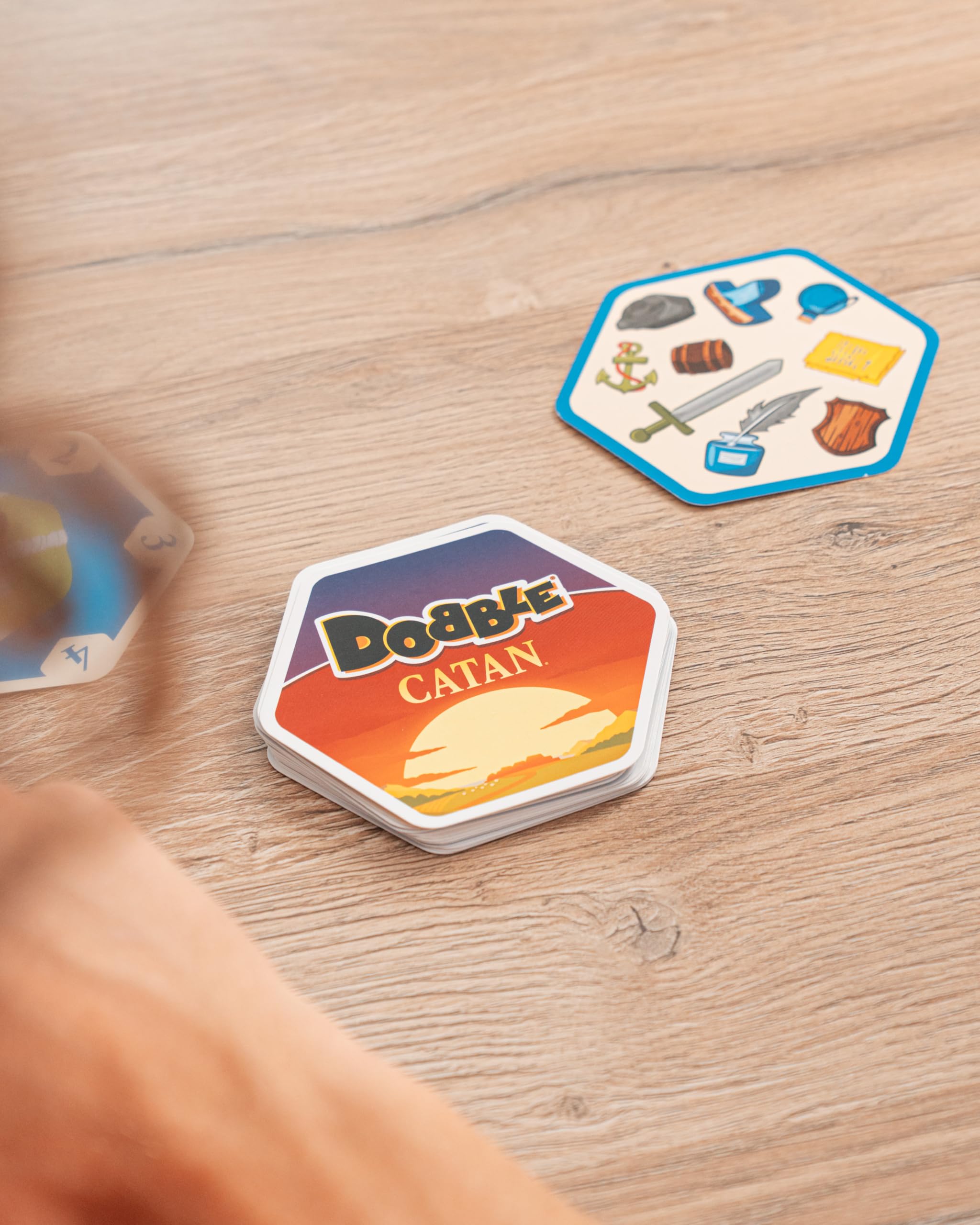 zygomatic-dobble-catan-kartenspiel-familienspiel-ab-8 image 3