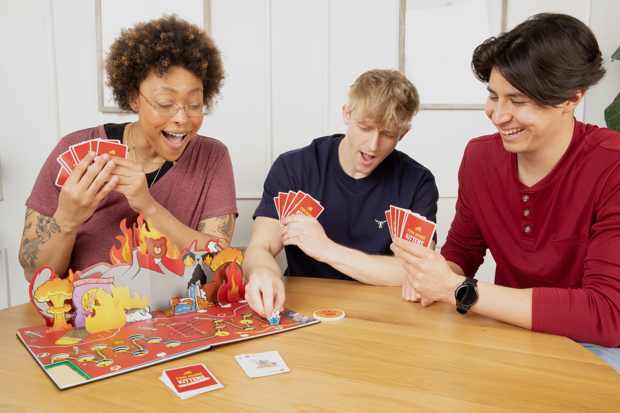 exploding-kittens-das-brettspiel-gesellschaftsspiel-deutsch-3d-spielfeld image 5