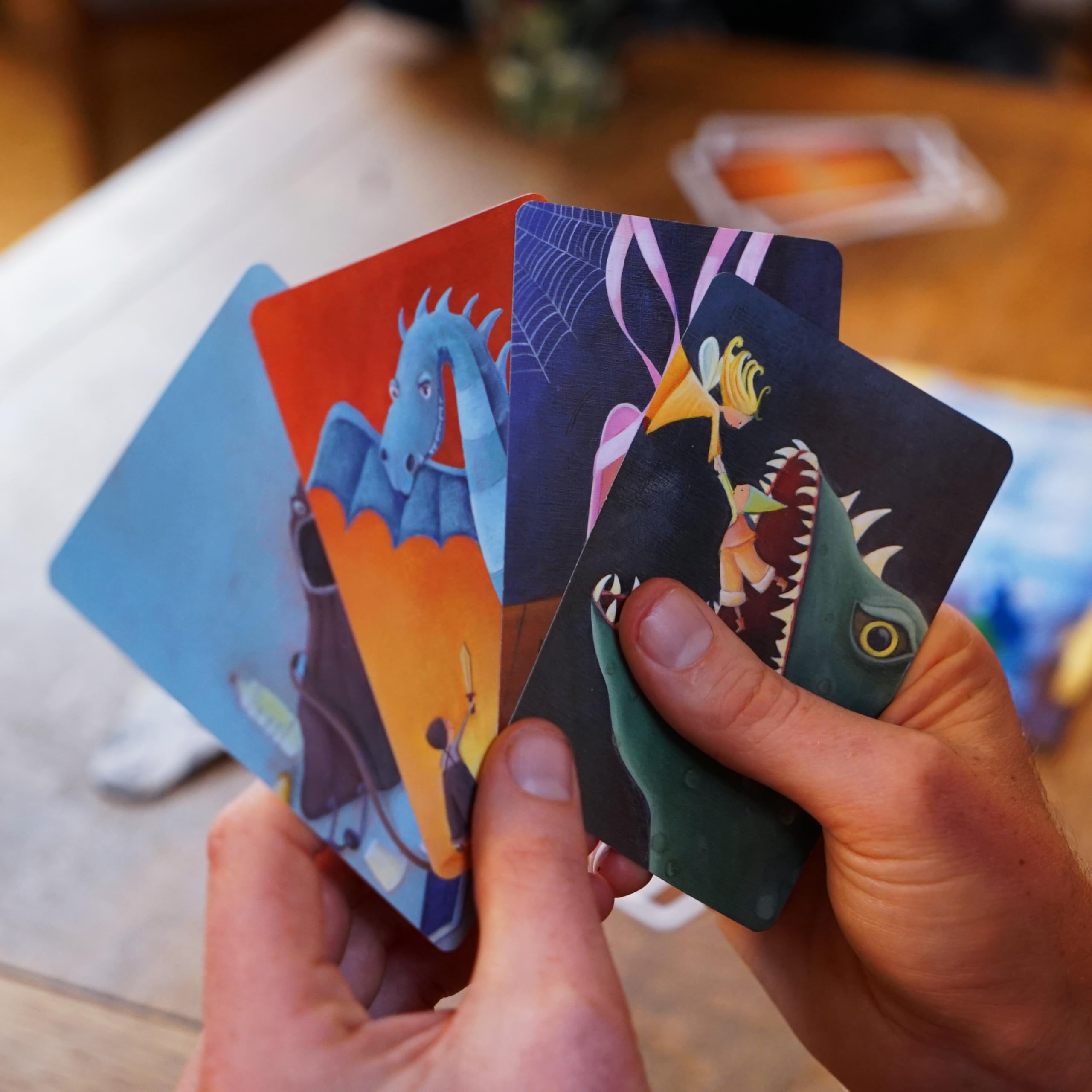 dixit-grundspiel-auflage-2021-familienspiel-3-6-spieler image 5