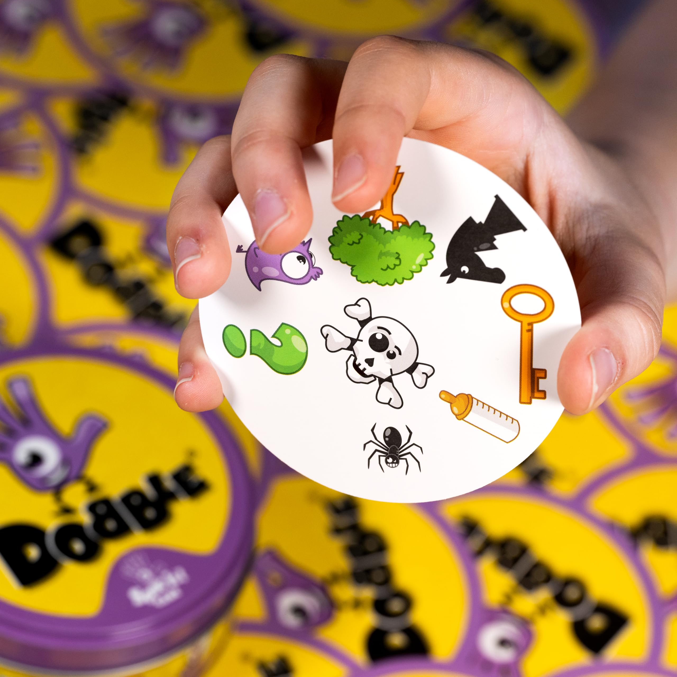 asmodee-dobble-classic-kartenspiel-eco-sleeve-ab-6-jahren image 7