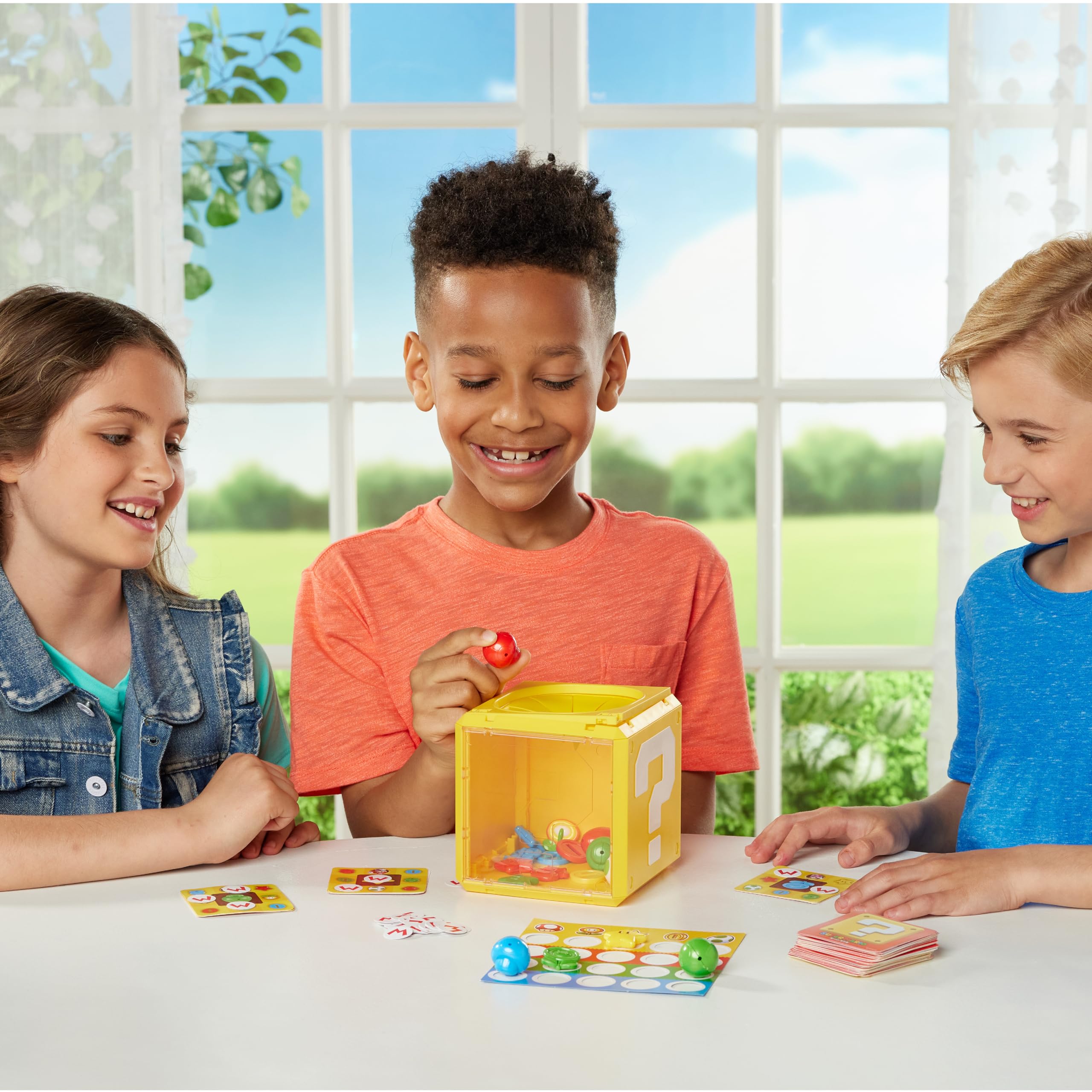 epoch-games-super-mario-question-block-game-kinderspiel-ab-4 image 3