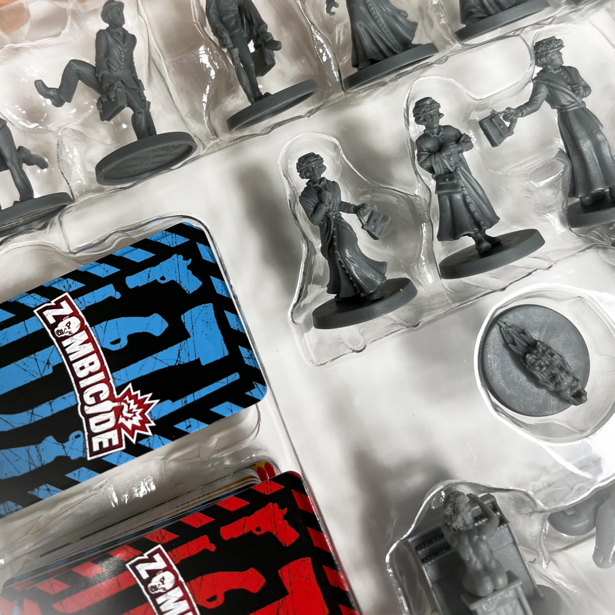cmon-zombicide-2-edition-monty-python-flying-circus-erweiterung image 6