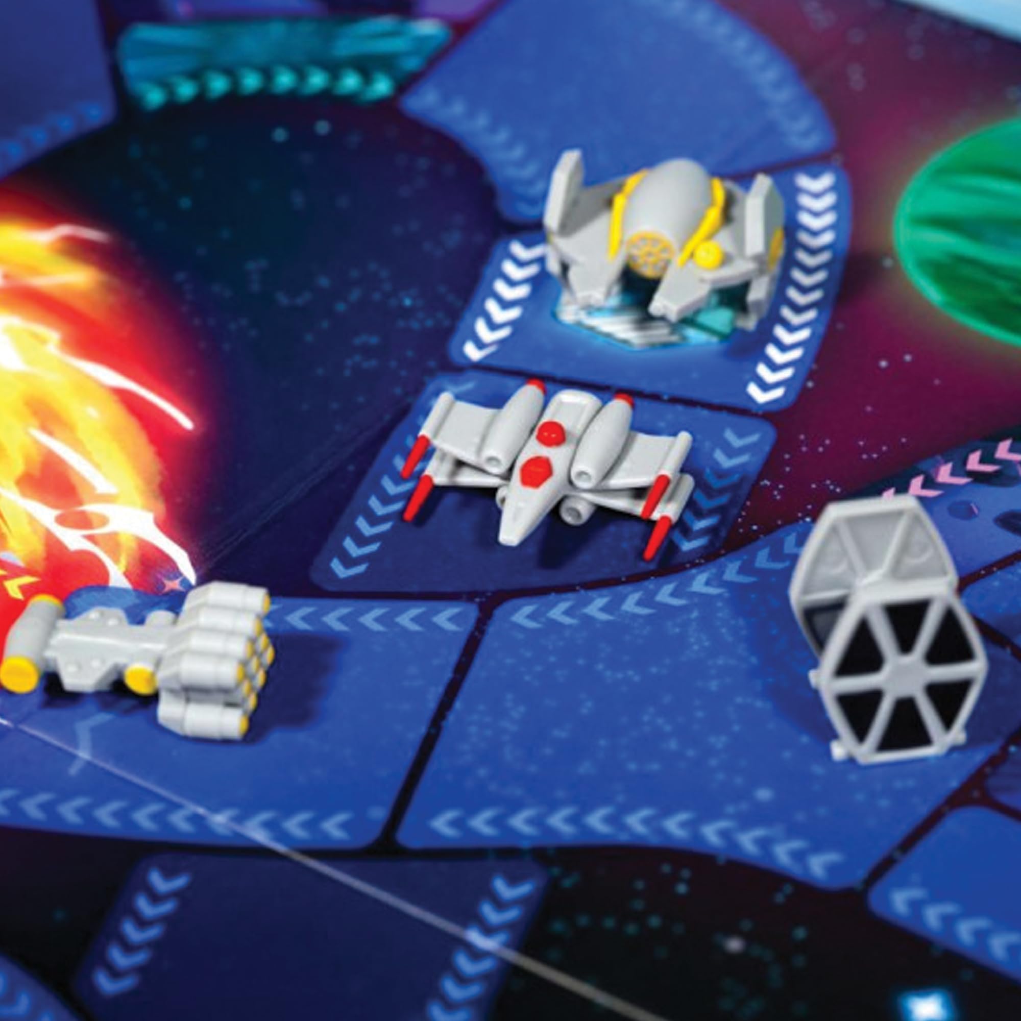 asmodee-star-wars-super-teams-strategisches-familienspiel-2-4-spieler image 3