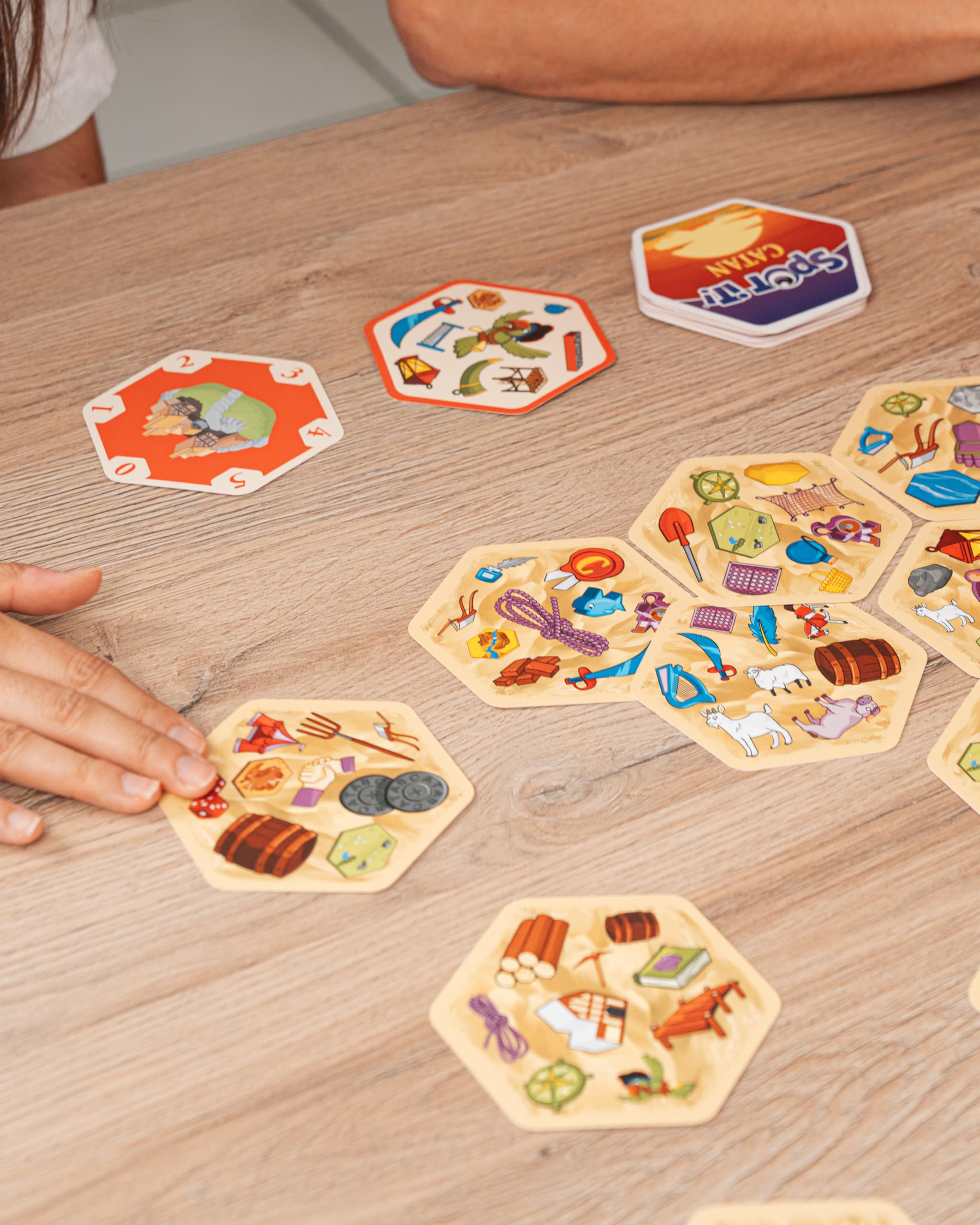 zygomatic-dobble-catan-kartenspiel-familienspiel-ab-8 image 6
