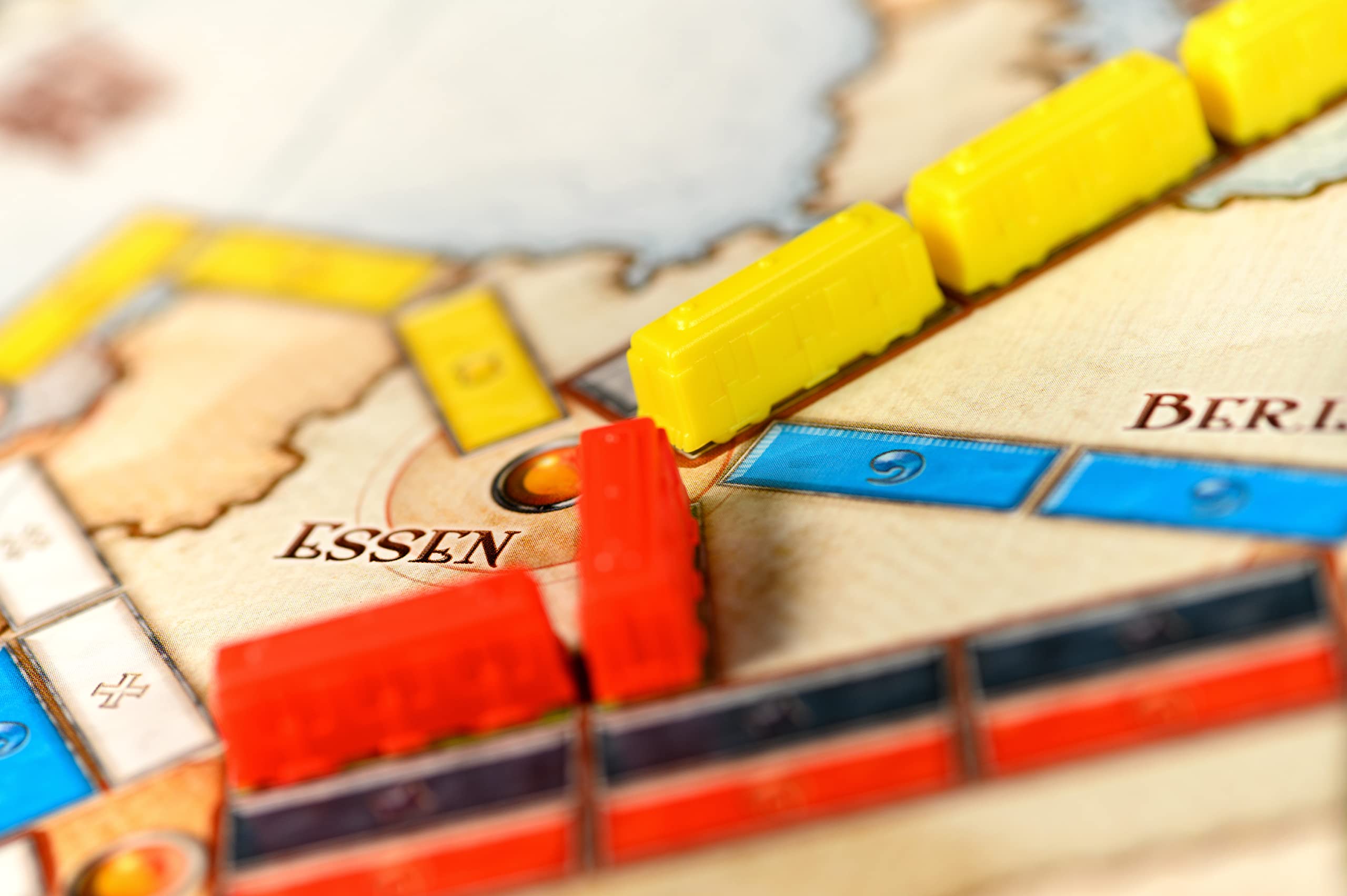 days-of-wonder-zug-um-zug-europa-grundspiel-deutsch image 7